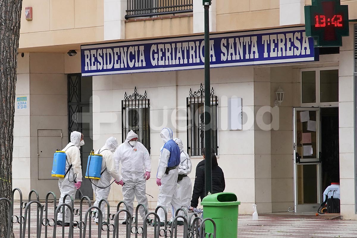 La hostelera de Castilla-La Mancha que lucha contra la crisis del  coronavirus con braseros de picón y mesas de camilla - El Digital de  Albacete