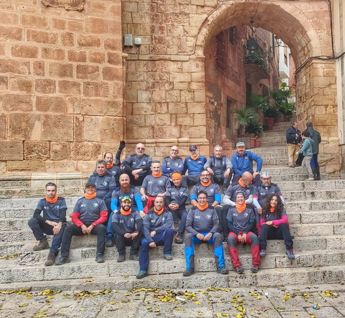 9c05370ef63dae23630a37a718675d1a-b00