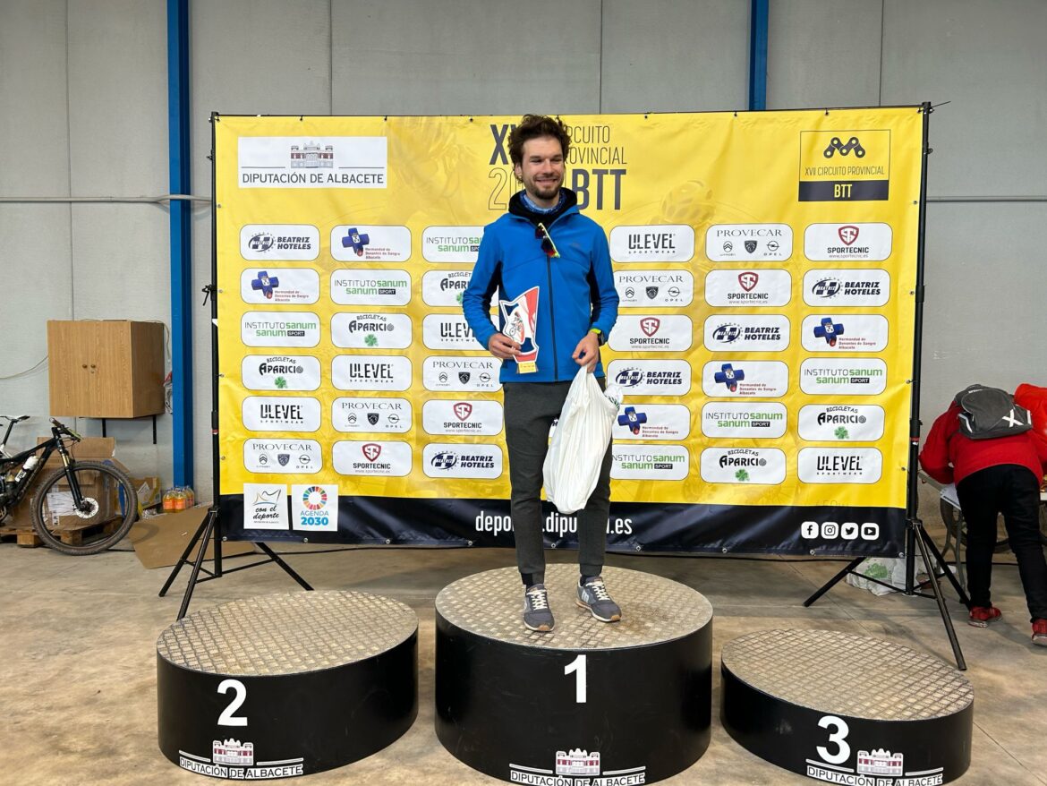 117aae6211d459664887306cdb4e9eb8-96c