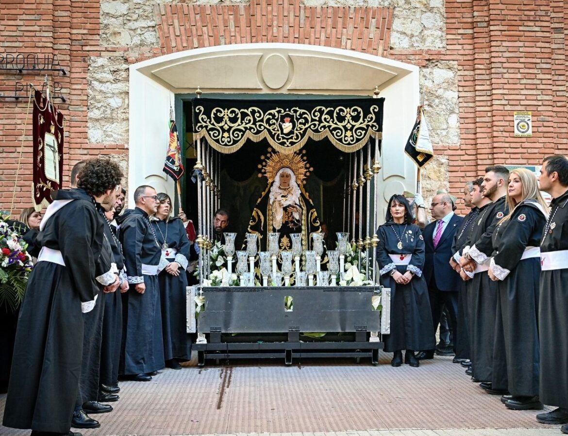 Cofradía Nuestra Señora de la Soledad