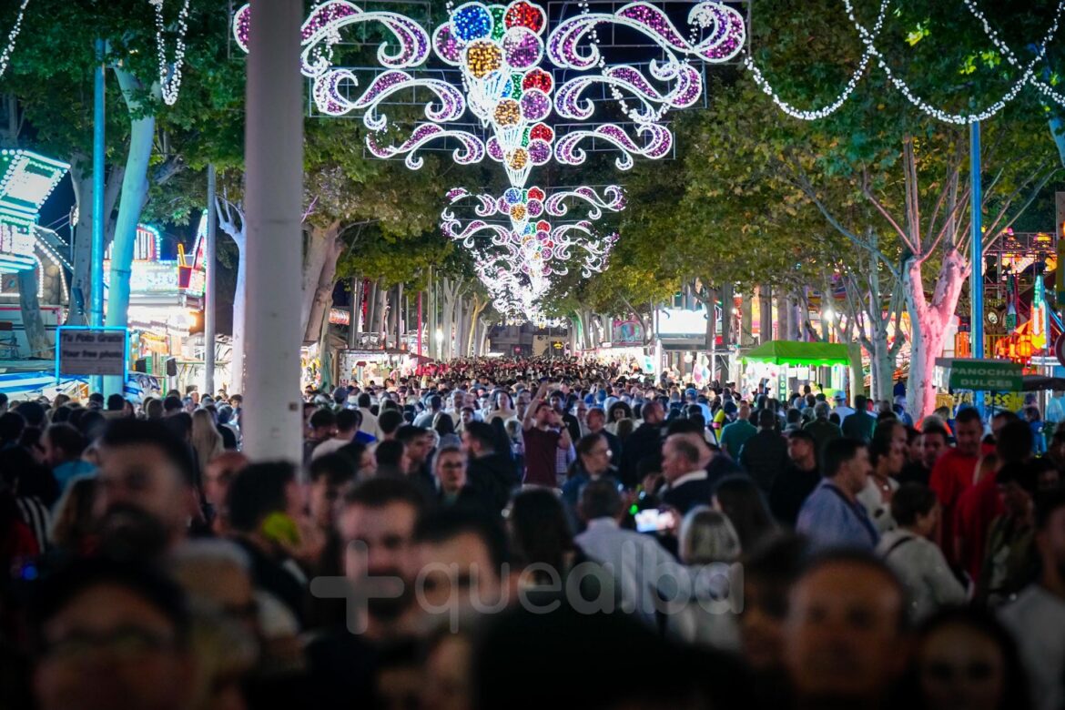 2a1c93fb35f824cb3627b29e2e9f9426-eb1