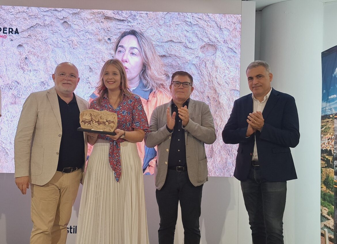 4877fc755504590c87468ffaf719904a-003