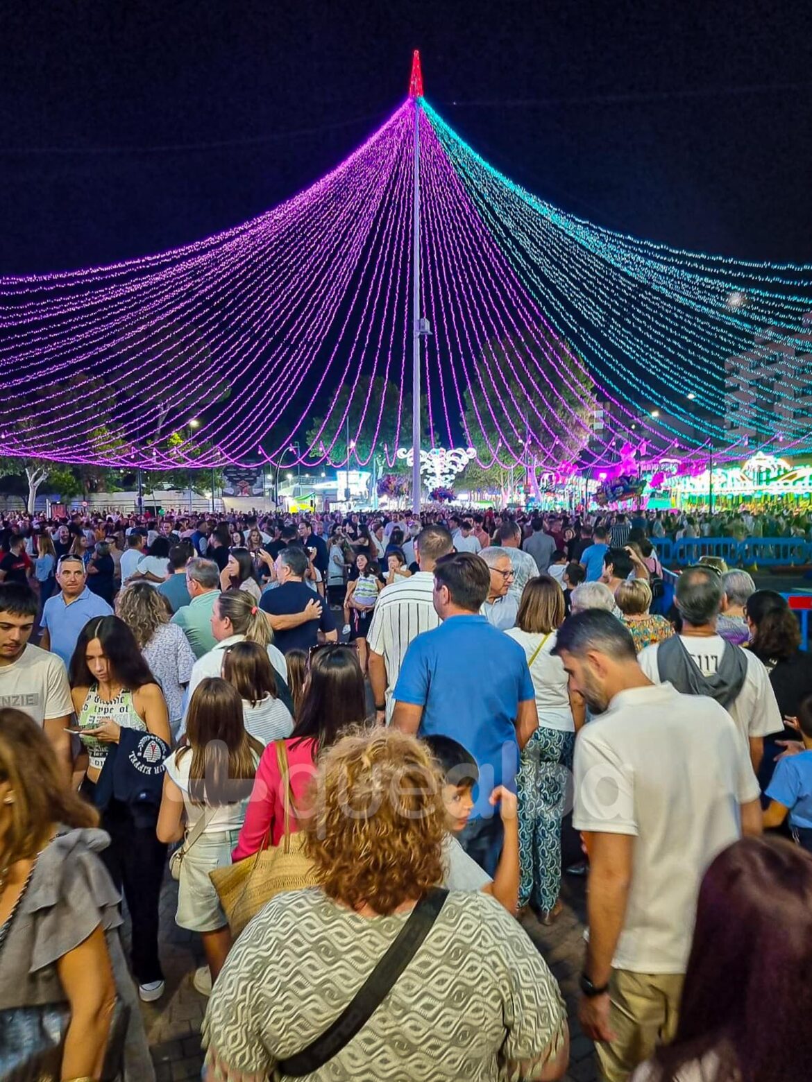 51fe25ecfe8eaa698bee0aeb9aadbc82-b34