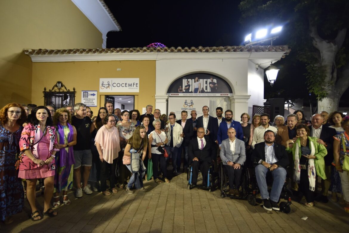 5c1c95526757438fc80f8a171cb5ccb3-991