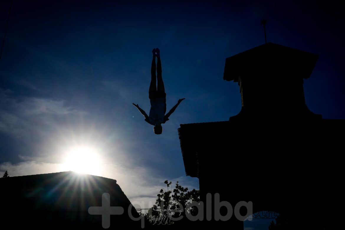 79b58792bc13bd02ad5b3b3822ad0357-897