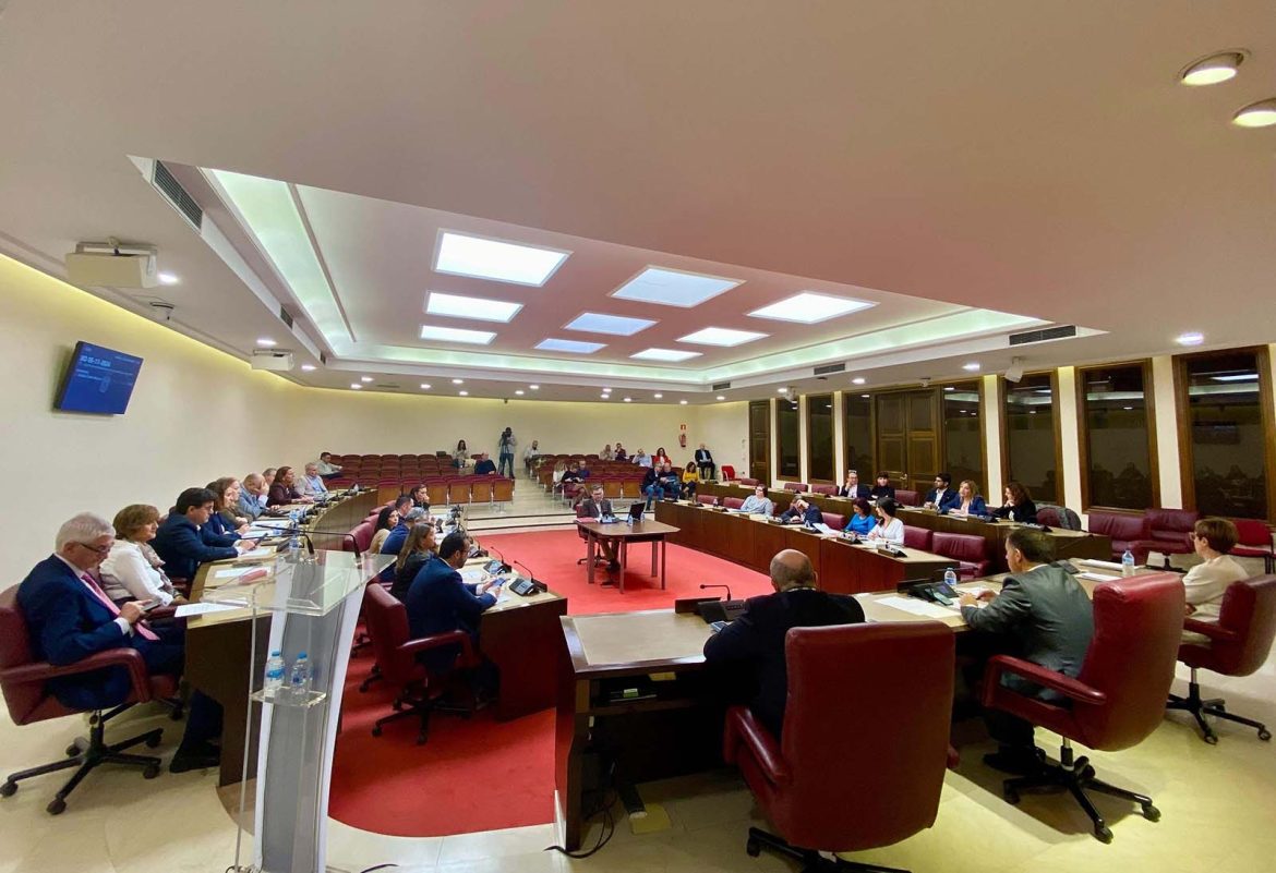 43cab18c73fcc4e5ad86a38d02c685d0-ad5