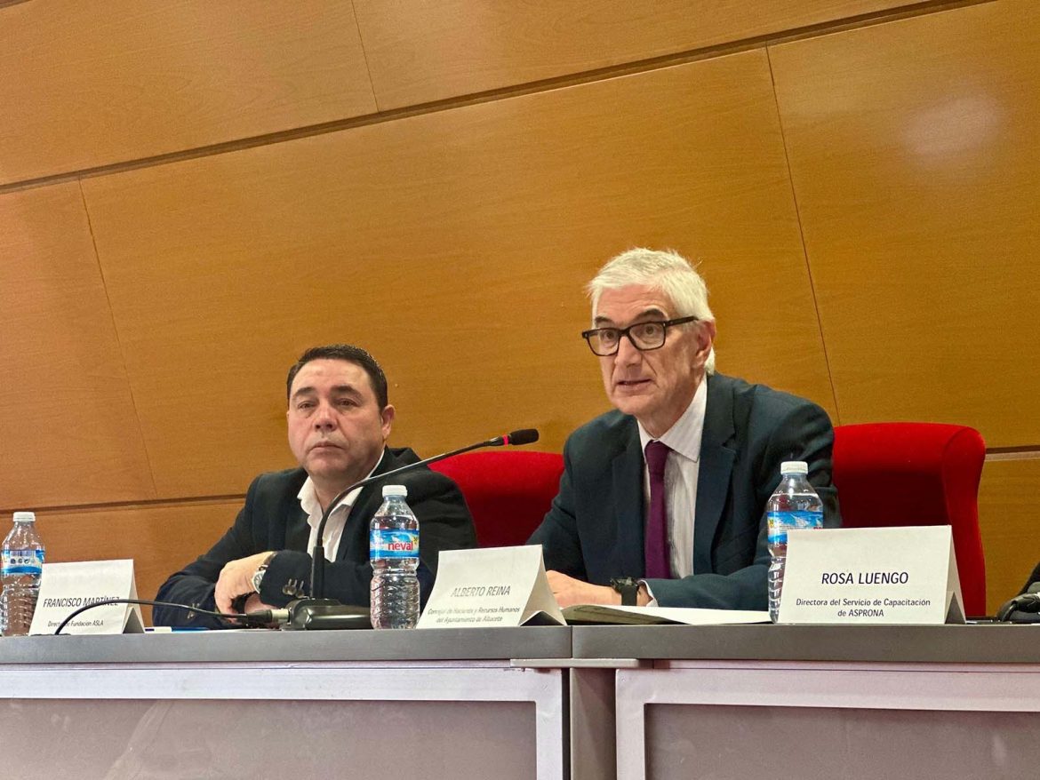 c1ef75539a67e9c5cd534e831b8558b6-73b