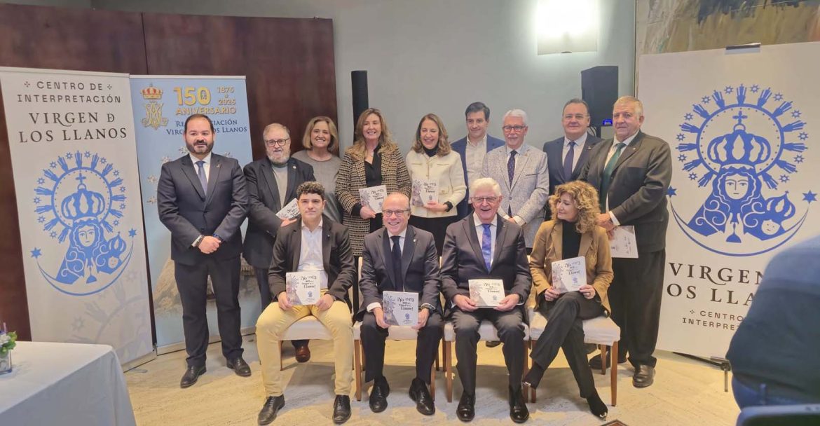 se ha presentado en el Gran Hotel de Albacete, en un acto organizado por la Real Asociación de la Virgen de los Llanos, a los diez embajadores -todas ellas personalidades relevantes en diferentes ámbitos de la sociedad albaceteña- del Centro de Interpretación de la Virgen de los Llanos (CIVILLA).