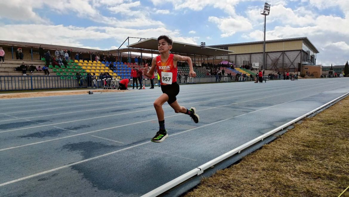 Atletismo 02 Atletismo y duatlón protagonizan una nueva jornada de Deporte Escolar de la Diputación de Albacete