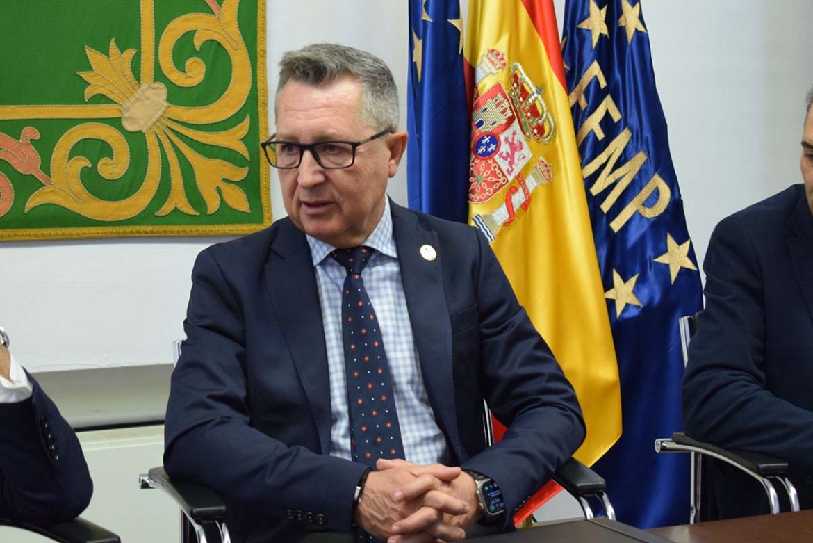 Pascual Martínez Cuesta antiguo jefe policia local albacete Archivada la denuncia del SPPL contra Pascual Martínez Cuesta, exjefe de la Policía Local de Albacete y presidente de Unijepol