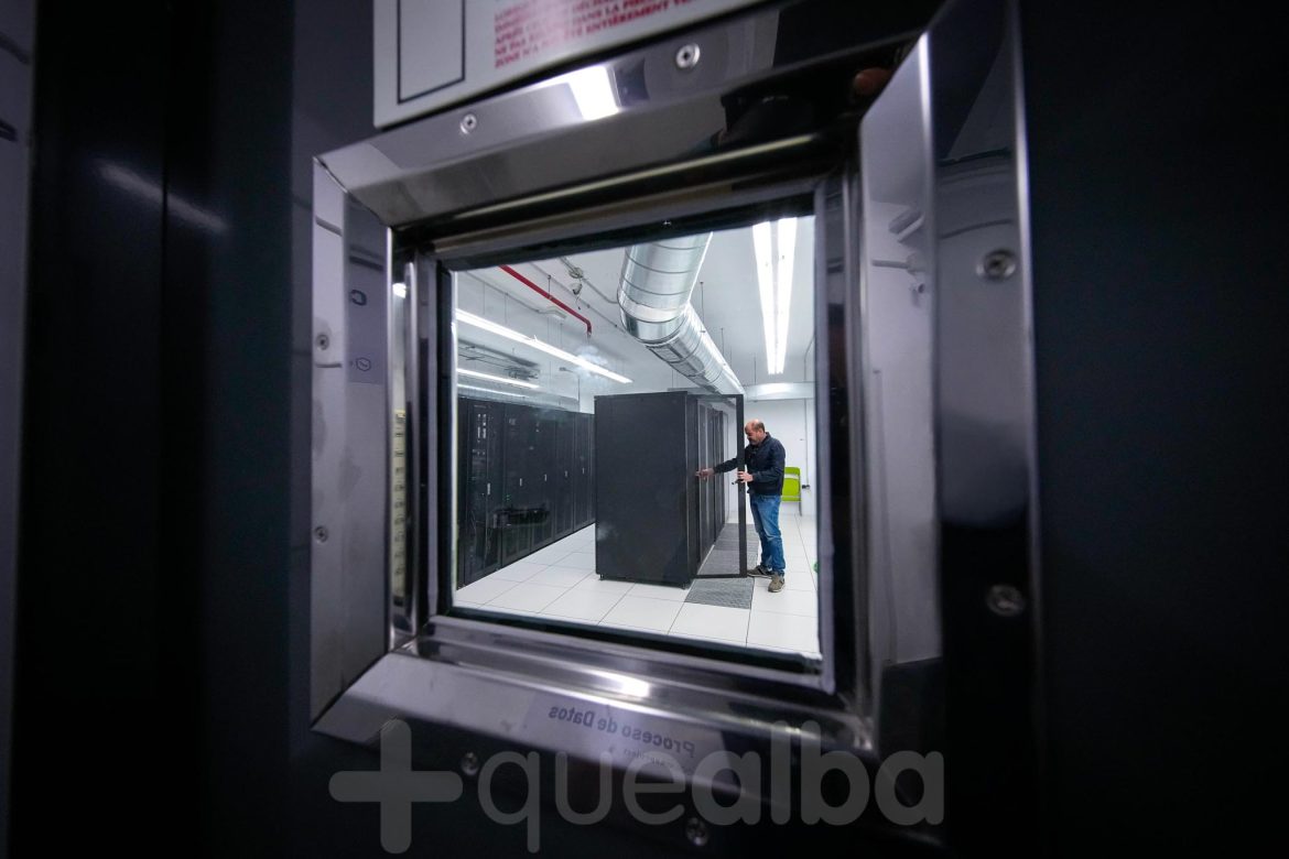 Area Project Hackathon para estudiantes La compañía gestiona el único Centro de Proceso de Datos de Albacete de ámbito privado