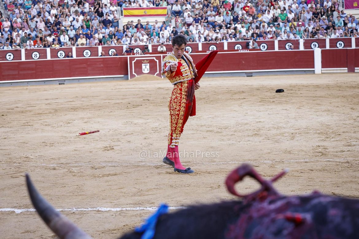 Corrida de toros del 16 de septiembre en la Feria de Albacete con la ganadería JANDILLA para, DANIEL LUQUE , EMILIO DE JUSTO y TOMÁS RUFO