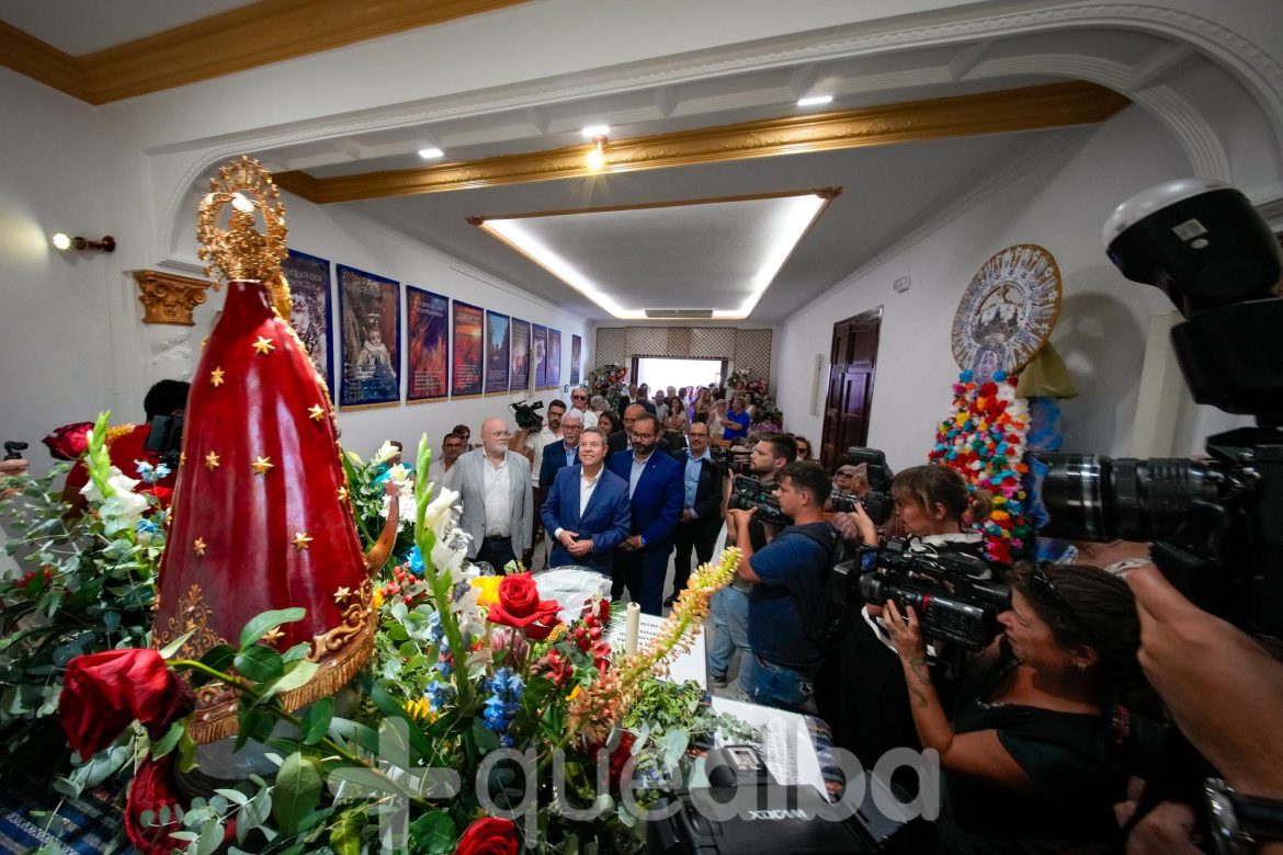 _JMA0525 Emiliano Page visita la Feria de Albacete y la Virgen de los Lllanos