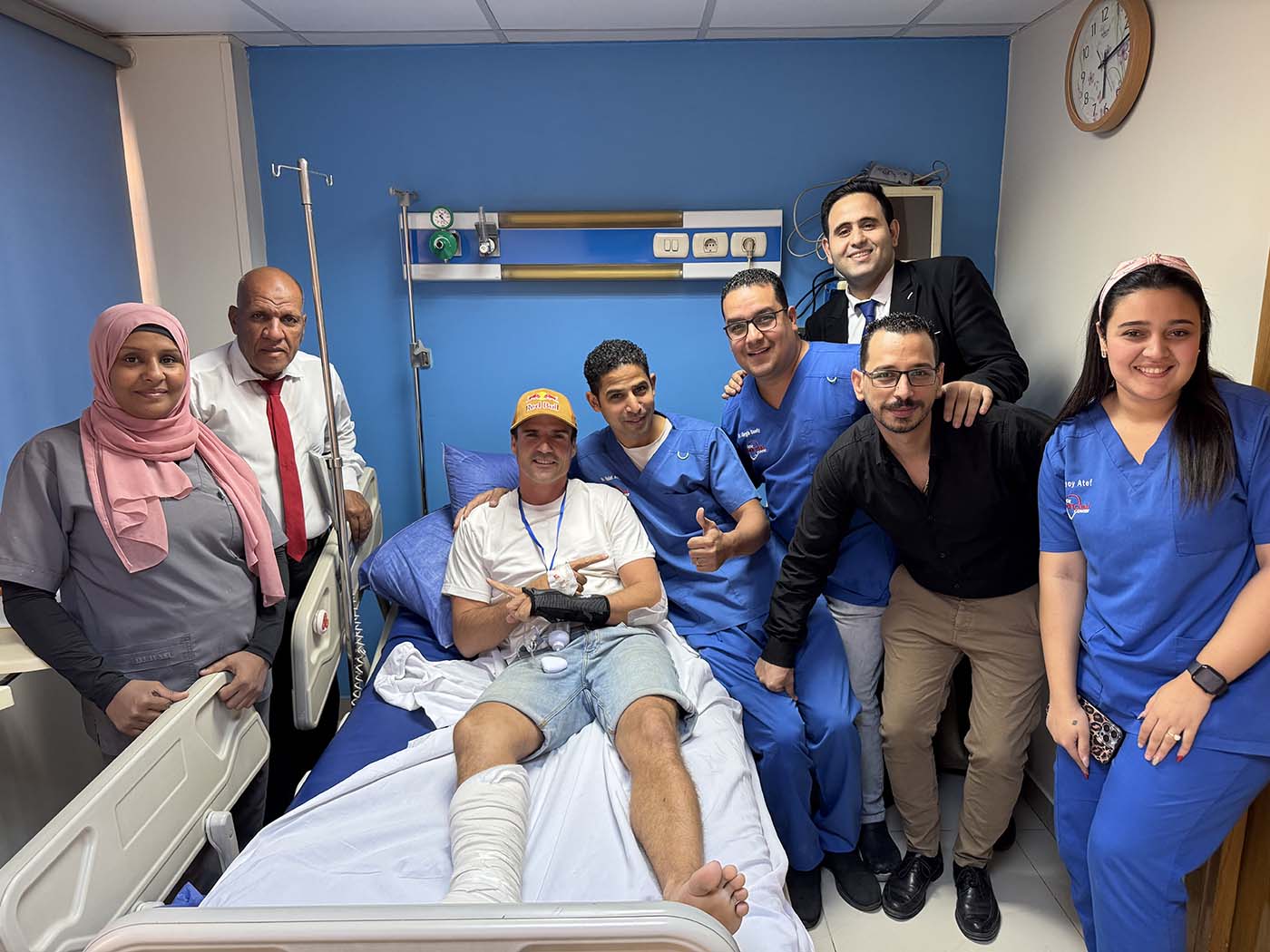 El piloto profesional de parapente Horacio Llorens ha sufrido un accidente mientras realizaba un vuelo de entrenamiento en un cañón próximo al Valle de los Reyes, en Luxor (Egipto).