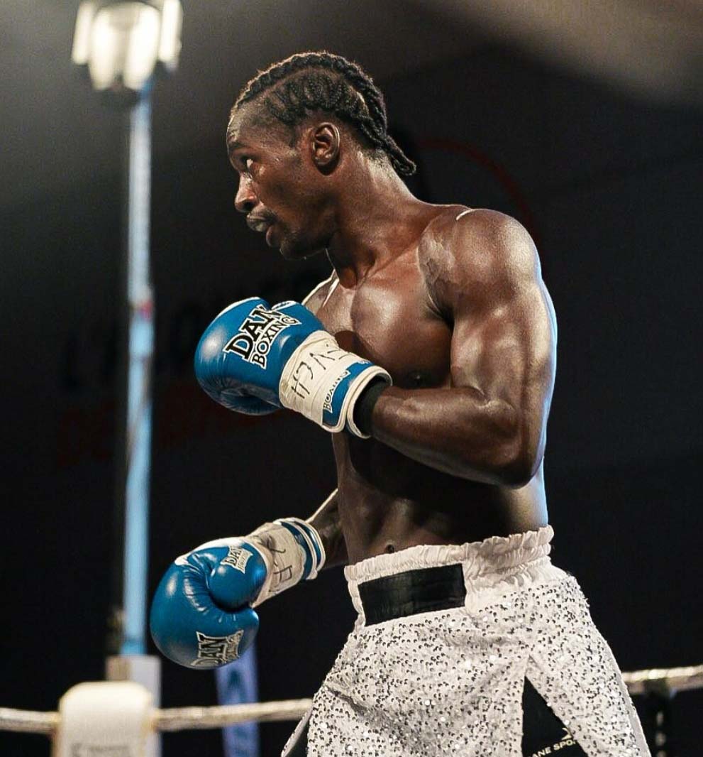 Jill Gomis, combate nulo que sabe a victoria