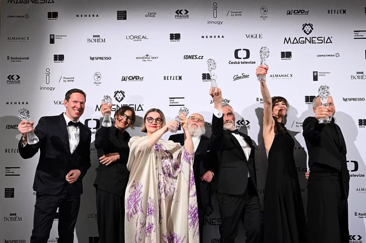 La cineasta albaceteña Patricia Ortiz obtiene el León Checo por la película de animación ‘Los misterios del manzano’